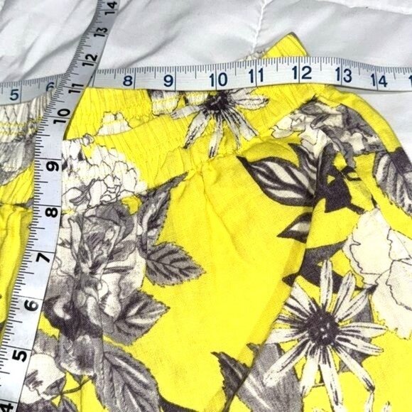 Kut From The Kloth Floral Yellow & Gray Linen-Blend Womens Shorts Size 2 - Picture 6 of 7